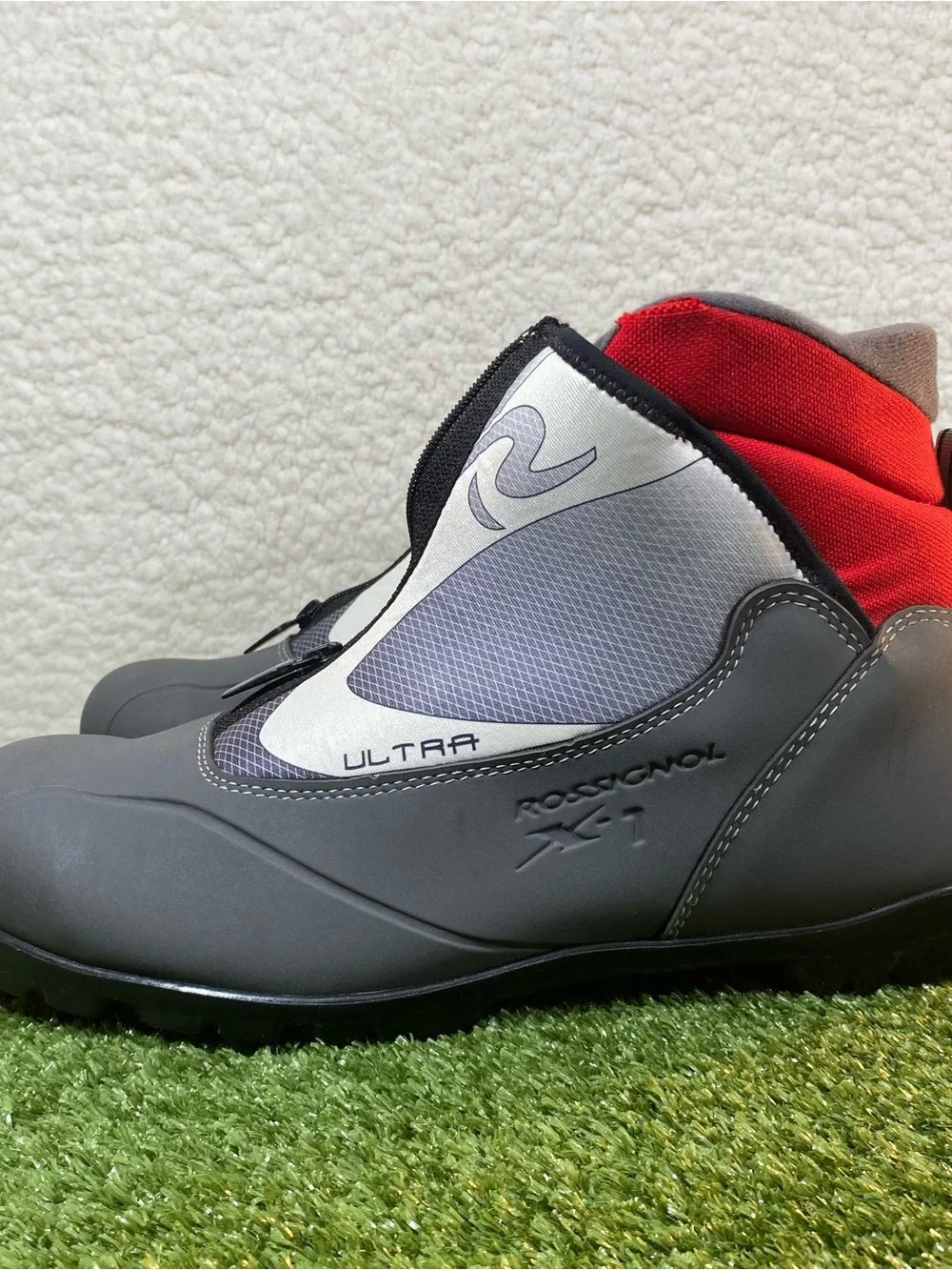 Rossignol X-1 Ultra Classic Nordic Cross Country Ski Boots Mens Size 46 Grey Red